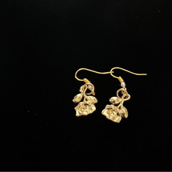 Nickel-Free Handmade Mini Rose Drop Earrings – Gold with Crystal Leaves NEW - Picture 6 of 7